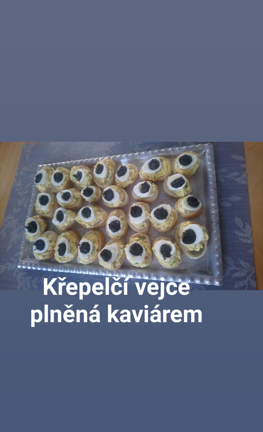 krepelci vejce s kaviarem